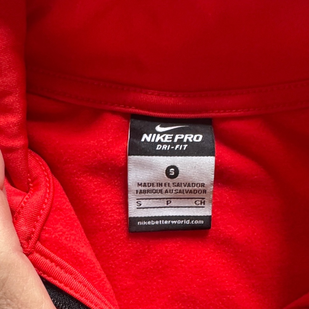 Nike Red Quarter-Zip Pullover S - Picture 2 of 4
